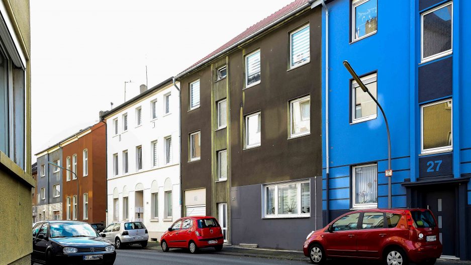 Immobilienmakler Bochum Gerdt Menne Haus kaufen Bochum Mehrfamilienhaus in Bochum Innenstadt hier Aussenansicht