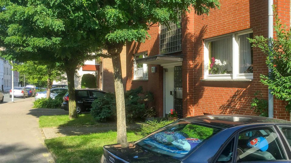 Immobilienmakler Bochum Gerdt Menne Haus kaufen Bochum Mehrfamilienhaus in Herne hier Aussenansicht