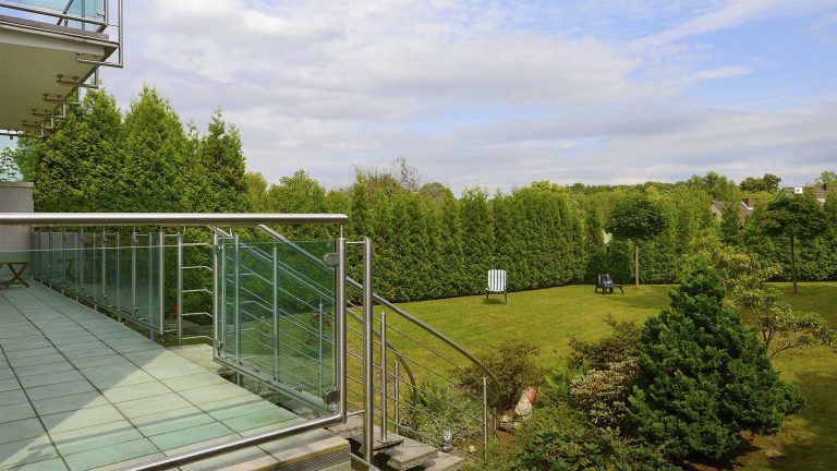 Immobilienmakler Bochum Gerdt Menne Haus kaufen Bochum Einfamilienhaus in Bochum Weitmar hier Garten