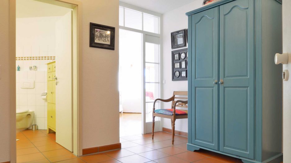Immobilienmakler Bochum Gerdt Menne Wohnung kaufen Bochum Wohnung in Bochum Stiepel hier Flur