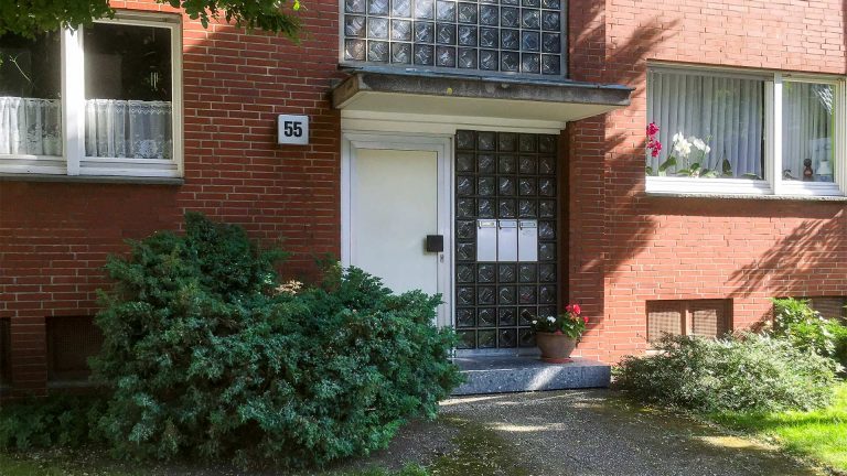 Immobilienmakler Bochum Gerdt Menne Haus kaufen Bochum Mehrfamilienhaus in Herne hier Aussenansicht