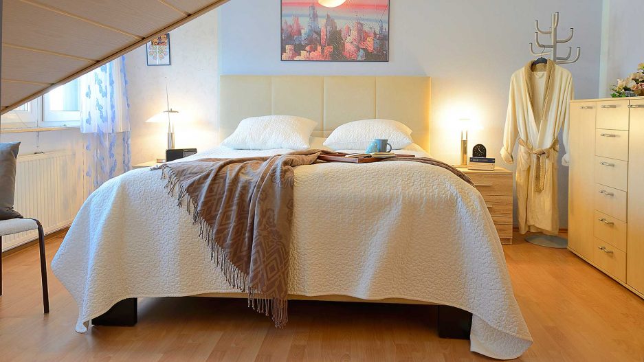 Immobilienmakler Bochum Gerdt Menne Haus kaufen Bochum Einfamilienhaus in Bochum Langendreer hier Schlafzimmer