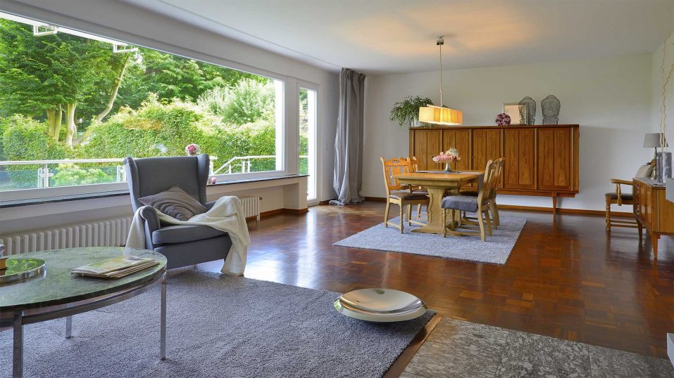 Immobilienmakler Bochum Gerdt Menne Haus kaufen Bochum Einfamilienhaus in Bochum Weitmar hier Wohnzimmer