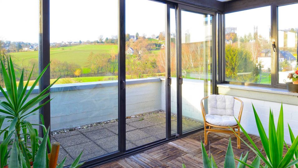 Immobilienmakler Bochum Gerdt Menne Haus kaufen Bochum Einfamilienhaus in Bochum Stiepel hier Terrasse