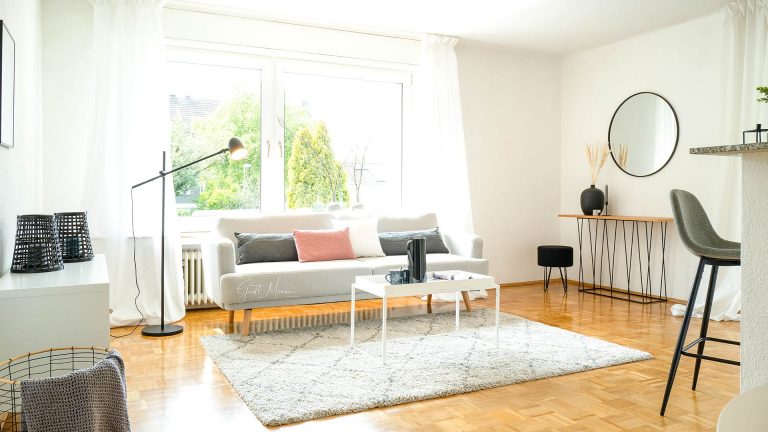 ImmobilienMakler Gerdt Menne Bochum Wohnung kaufen Bochum Wohnung in Bochum-Grumme hier Ansicht Wohnzimmer