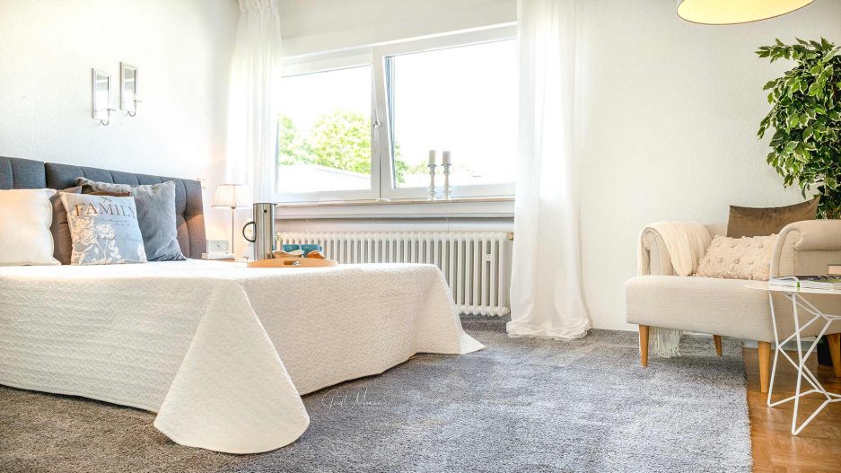 Immobilienmakler Bochum Gerdt Menne Haus kaufen Bochum Reihenendhaus in Bochum-Querenburg hier Ansicht SchlafZimmer