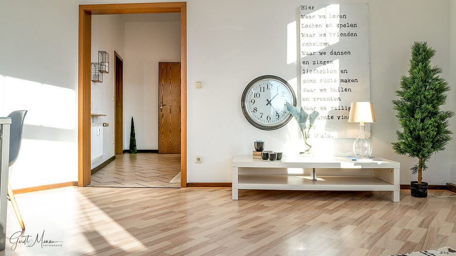 Immobilienmakler Bochum Gerdt Menne Wohnung kaufen Bochum Wohnung in Bochum-Hamme hier Ansicht Wohnzimmer