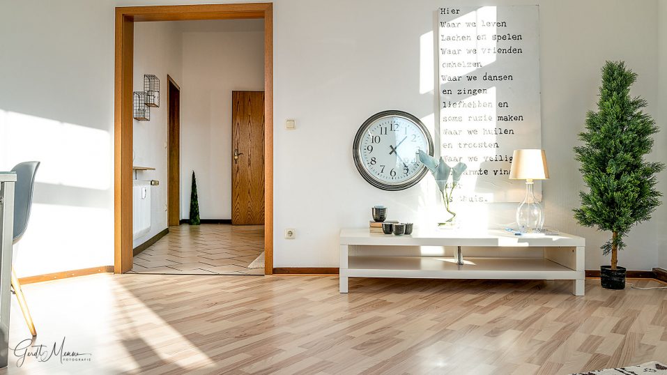 Immobilienmakler Bochum Gerdt Menne Wohnung kaufen Bochum Wohnung in Bochum-Hamme hier Ansicht Wohnzimmer