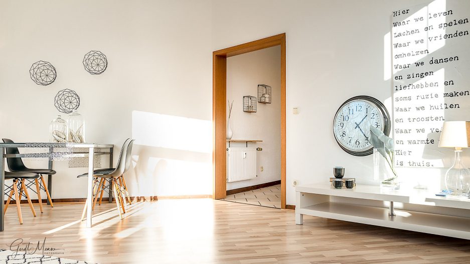 Immobilienmakler Bochum Gerdt Menne Wohnung kaufen Bochum Wohnung in Bochum-Hamme hier Ansicht Wohnzimmer