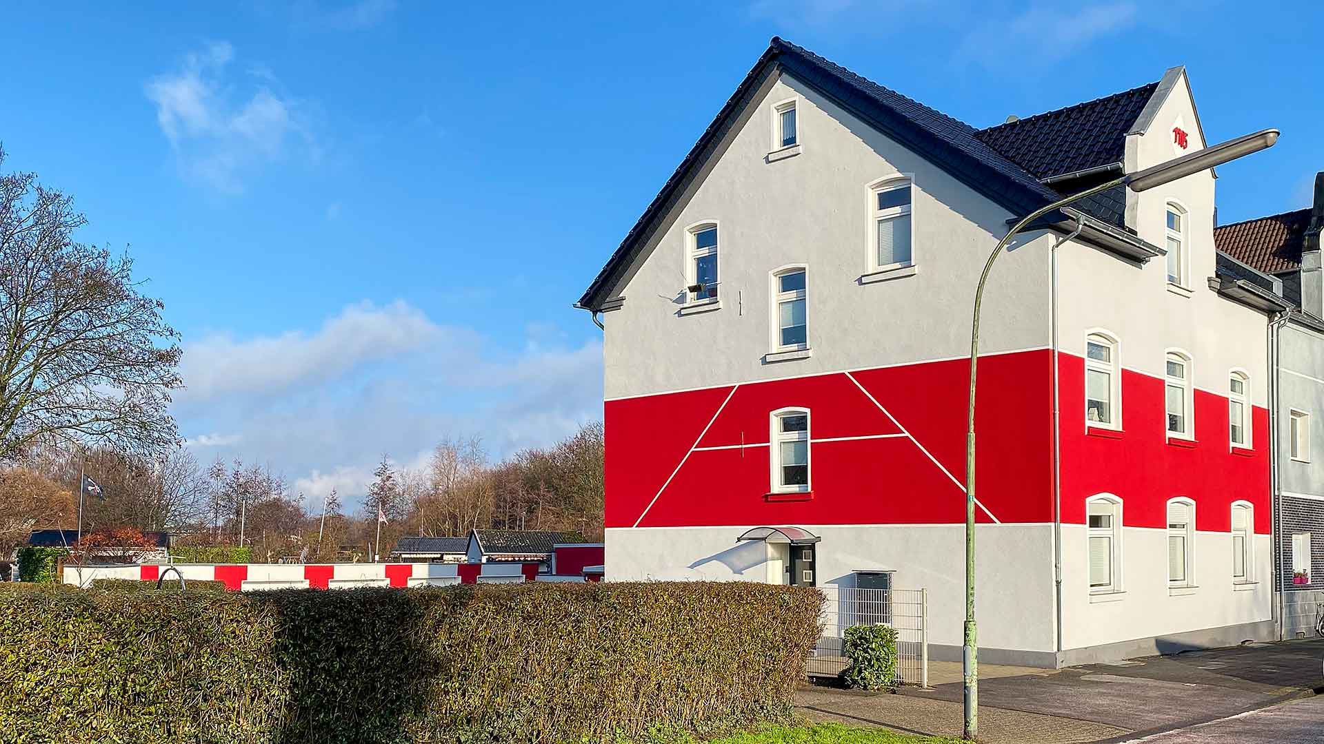 Immobilienmakler Bochum Gerdt Menne Haus kaufen Herne Mehrfamilienaus in Herne hier 1a Ansicht Strasse