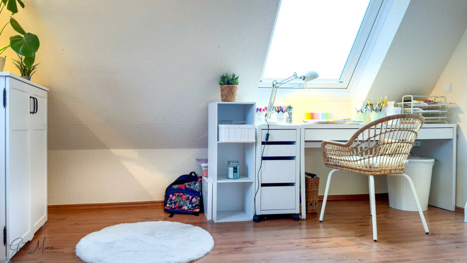 Immobilienmakler Bochum Gerdt Menne Einfamilienhaus kaufen in Witten-Heven hier 5a Kinderzimmer2