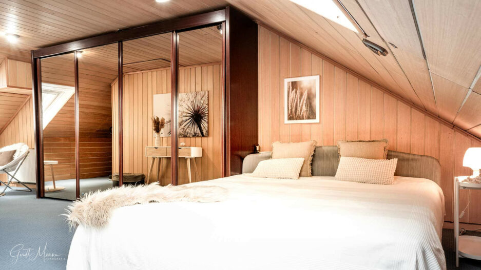 Immobilienmakler Bochum Gerdt Menne Mittelhaus kaufen in Herne Sodingen 5a hier Dachstudio