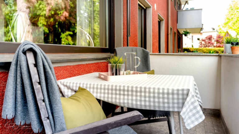 Immobilien Bochum - Gerdt Menne Immobilien Immobilienmakler Bochum Gerdt Menne MehrFamilienHaus kaufen in Bochum Wattenscheid hier 1b Ansicht Balkon